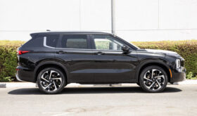 Mitsubishi Outlander 2023