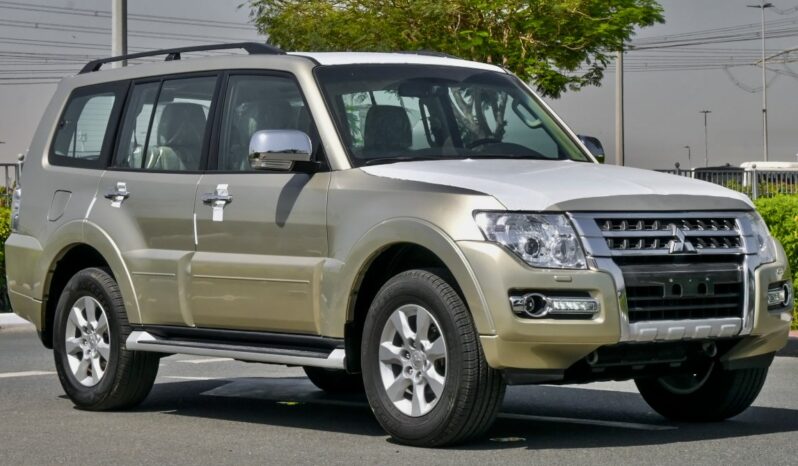 Mitsubishi Pajero 2022