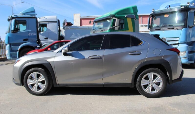 
								Lexus UX 250h 2020 full									