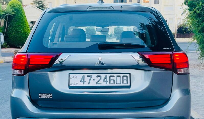 
								Mitsubishi Outlander 2020 full									