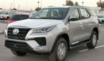 
									Toyota Fortuner 2022 full								