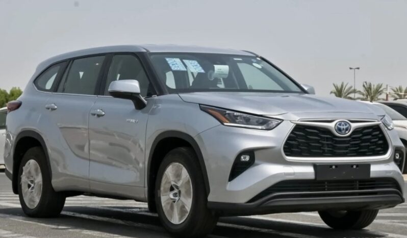 
								Toyota Highlander LE 2024 full									