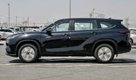 Toyota Highlander LE 2023