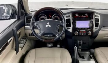 
									Mitsubishi Pajero 2020 full								