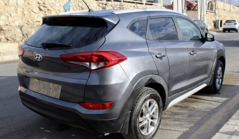 
								Hyundai Tucson 2018 full									