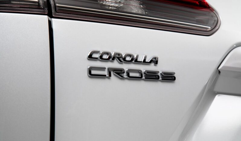 
								Toyota Corolla Cross 2024 full									