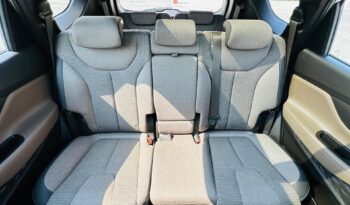 
									Hyundai Grand Santa Fe 2020 full								