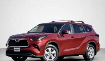 
									Toyota Highlander LE 2022 full								