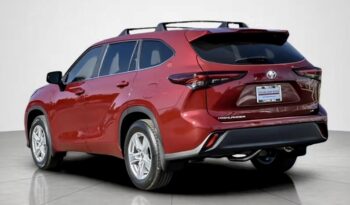 
									Toyota Highlander LE 2022 full								