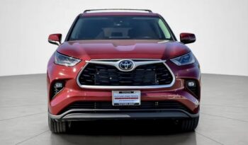 
									Toyota Highlander LE 2022 full								