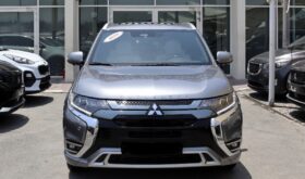 Mitsubishi Outlander PHEV 2020