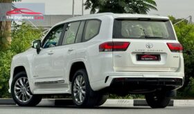 Toyota Land Cruiser 2023