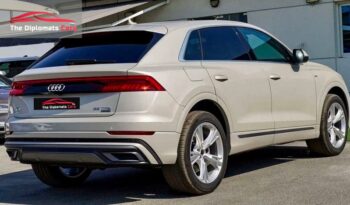 
									Audi Q8 2023 full								