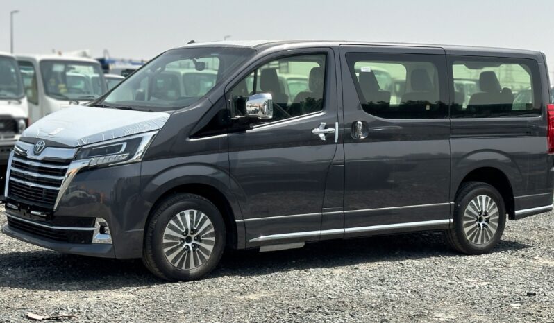 Toyota Granvia 2024