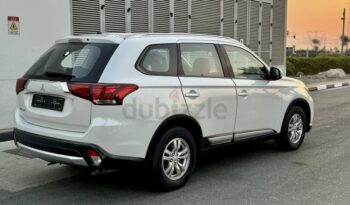 
									Mitsubishi Outlander 2020 full								