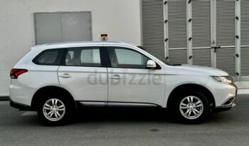 
									Mitsubishi Outlander 2020 full								