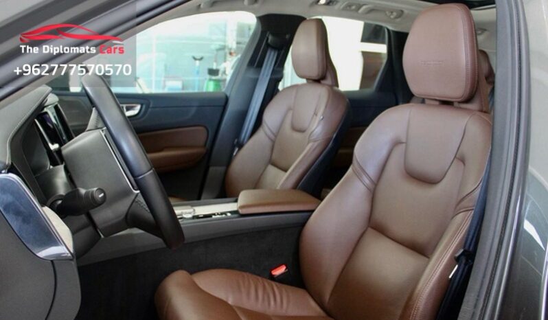 
								Volvo CX60 T4 2020 full									