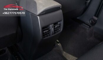 
									Toyota Corolla Cross 2025 full								