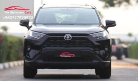 Toyota RAV 4 XLE 2023