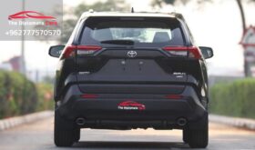 Toyota RAV 4 XLE 2023