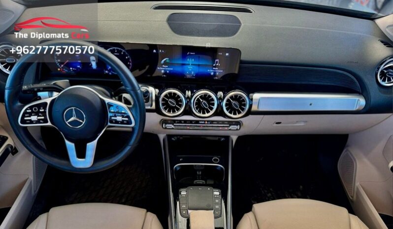 
								Mercedes-Benz GLB 250 2022 full									