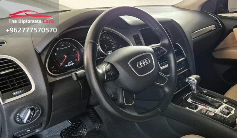 
								Audi Q7 Quattro S-Line 2013 full									