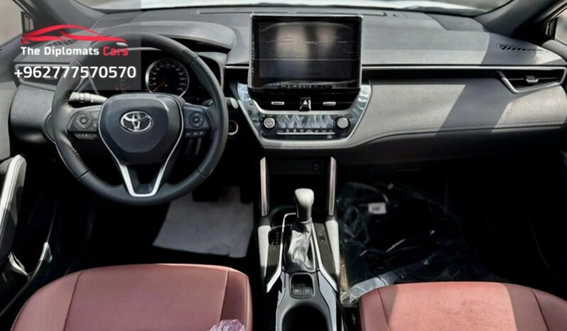 
								Toyota Corolla Cross 2026 full									