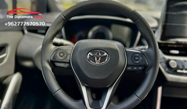 
								Toyota Corolla Cross 2026 full									