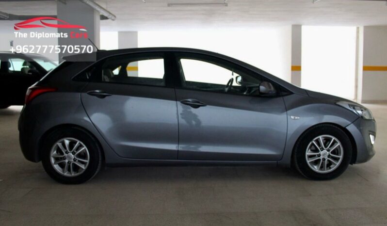 
								Hyundai i30 2014 full									