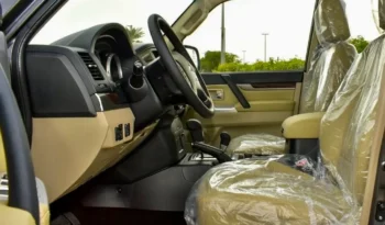 
									Duty Free Mitsubishi Pajero 2022 full								