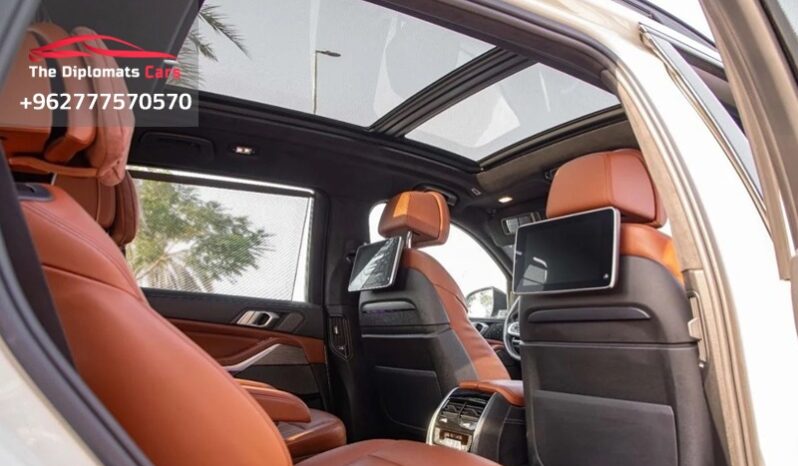 
								BMW X7 2020 full									