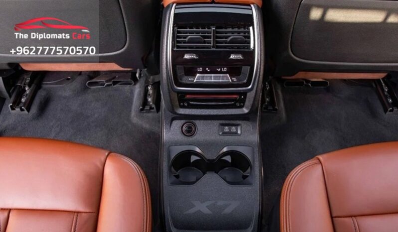 
								BMW X7 2020 full									