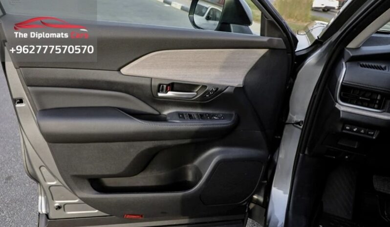 
								Toyota Grand Highlander LIMITED 2025 full									