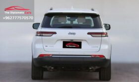 Jeep Grand Cherokee Limited. 2021