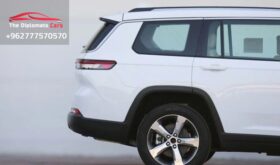 Jeep Grand Cherokee Limited. 2021