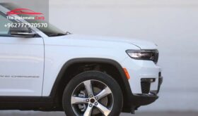 Jeep Grand Cherokee Limited. 2021
