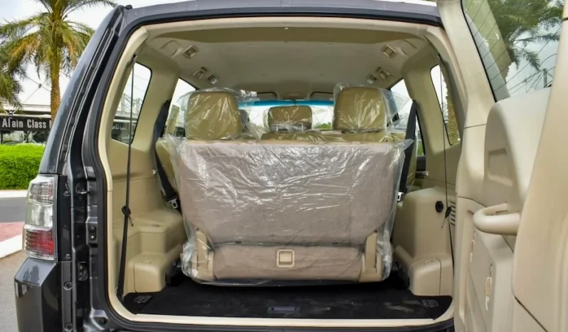 
								Duty Free Mitsubishi Pajero 2022 full									