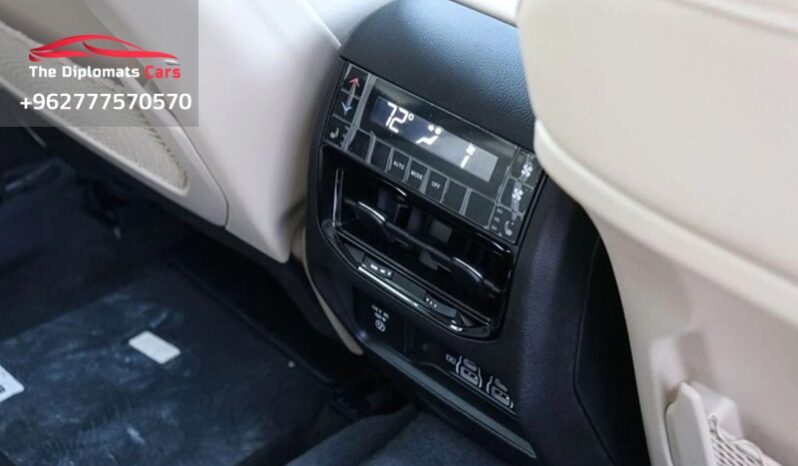 
								Jeep Grand Cherokee Limited. 2021 full									