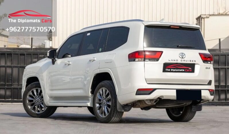 Toyota Land Cruiser GXR 2024