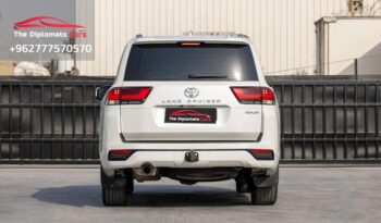 
									Toyota Land Cruiser GXR 2024 full								