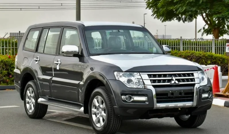 
								Duty Free Mitsubishi Pajero 2022 full									