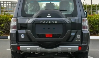 
									Duty Free Mitsubishi Pajero 2022 full								