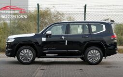 Toyota Land Cruiser VXR 2025