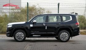 Toyota Land Cruiser VXR 2025