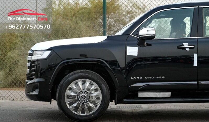 
								Toyota Land Cruiser VXR 2025 full									