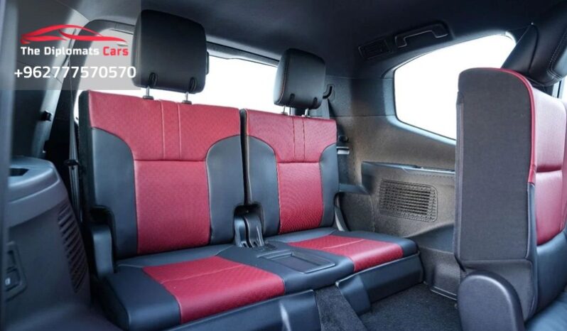 
								Toyota Land Cruiser VXR 2025 full									