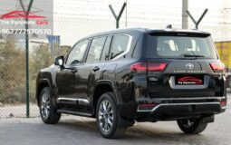 Toyota Land Cruiser VX 2025