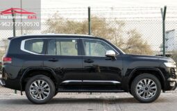 Toyota Land Cruiser VX 2025
