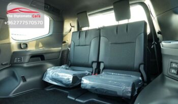 
									Toyota Land Cruiser VX 2025 full								