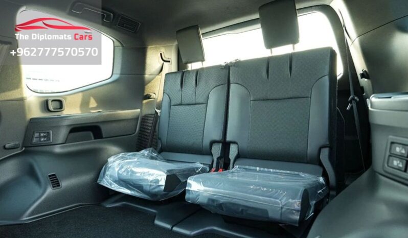 
								Toyota Land Cruiser VX 2025 full									
